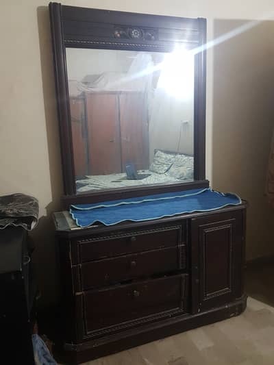 Wooden dressing table with a large mirror, 3 drawers and 1 side cabin