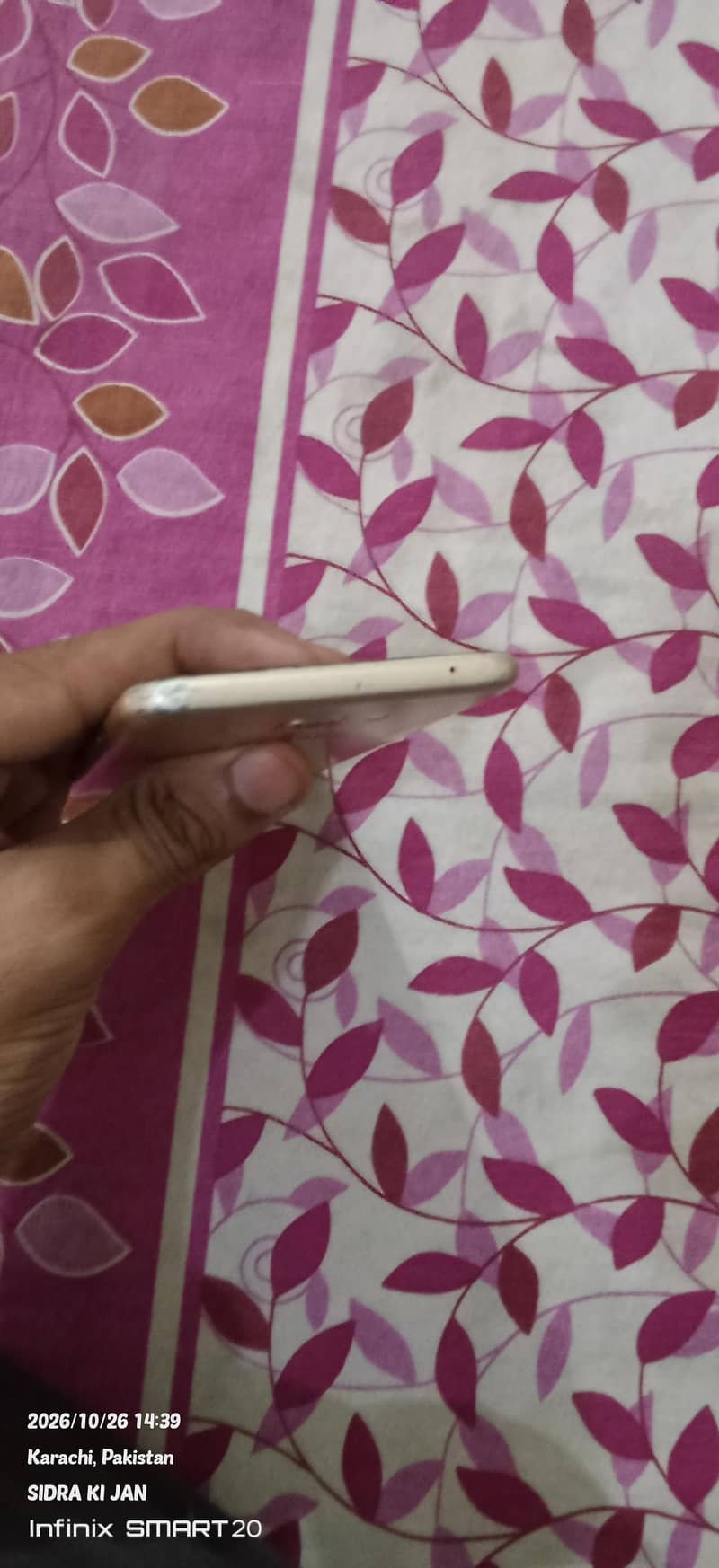 Samsung Mobile C5 Pro 5