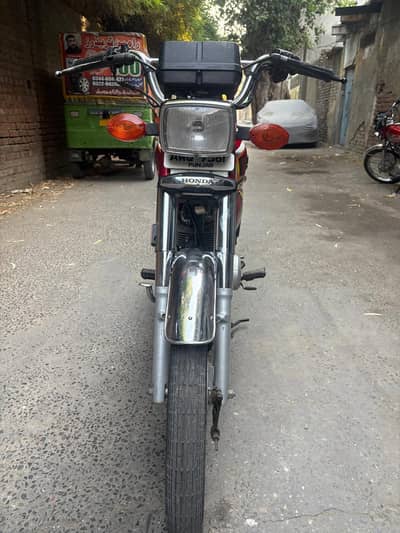 Honda 125 model 23/24