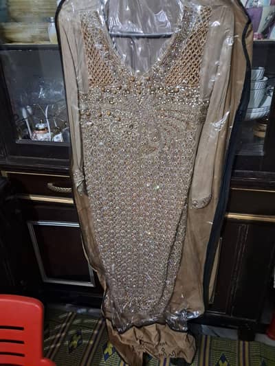 Heavy wedding dresses in new condition