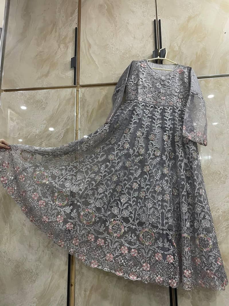 Grey Maxi 10/10 condition 0