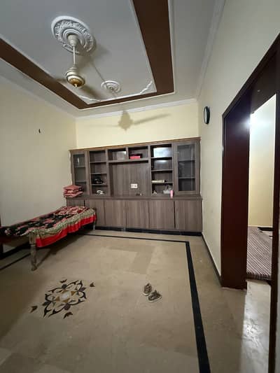 5 Marla first Floor Available For Rent