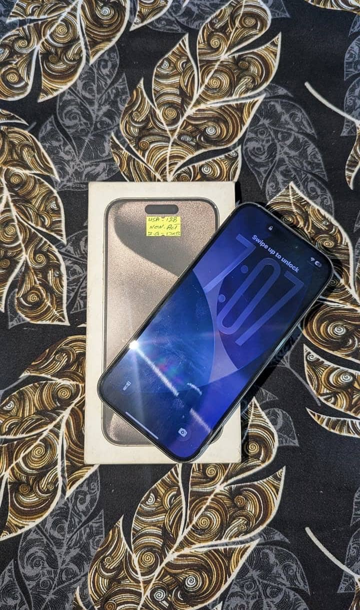 Apple iPhone 15 Pro 2