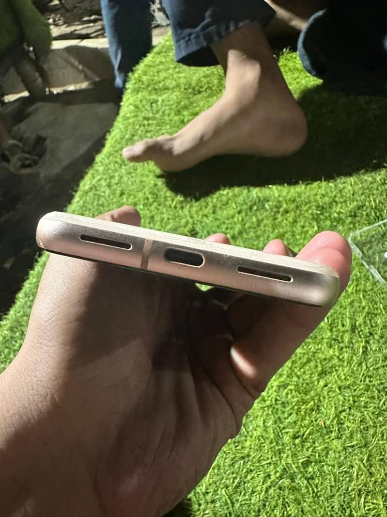 Google Pixel 8 1