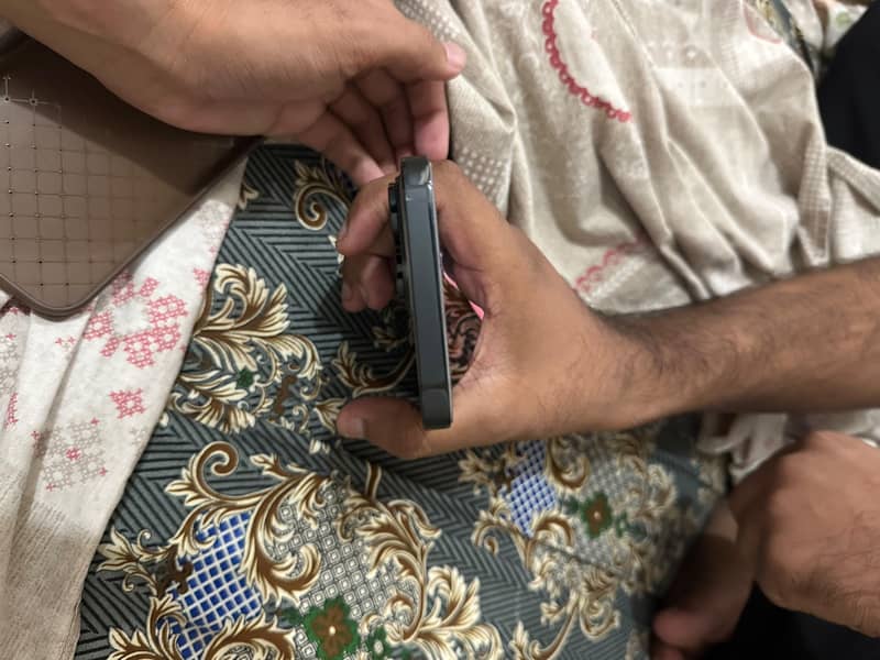Apple iPhone 14 Pro Max 0