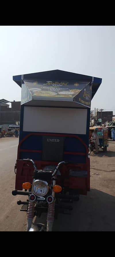 Loader Rickshaw, With Fast Food Cabon  ( Owner 0340 5570528 )