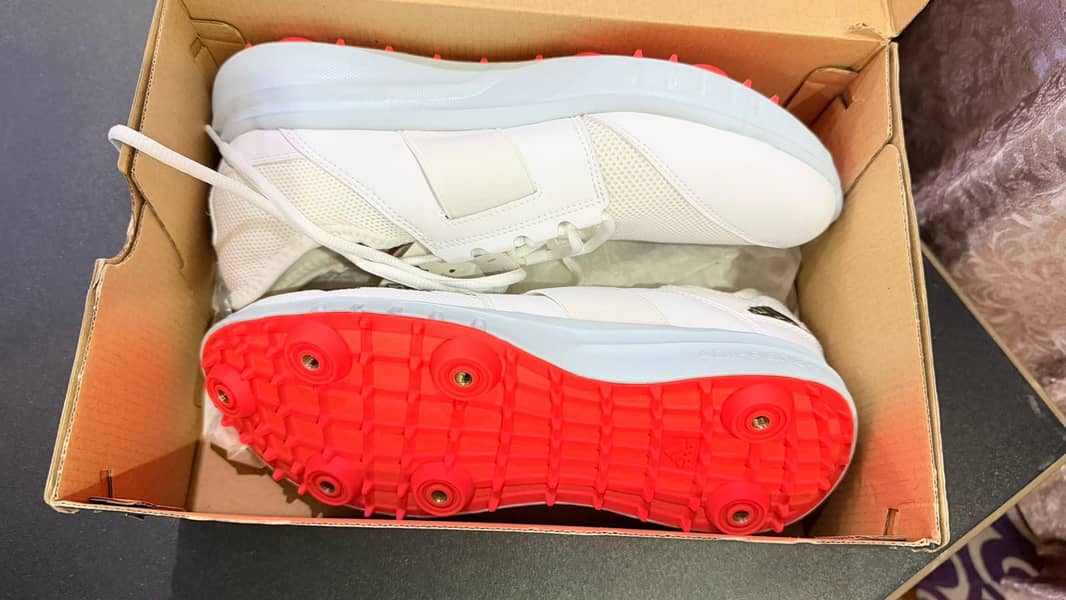 bowling spikes 3