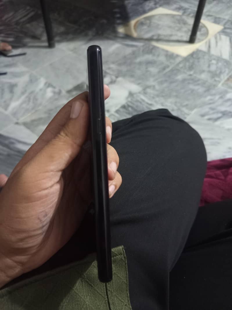 Samsung Mobile Note 8 2