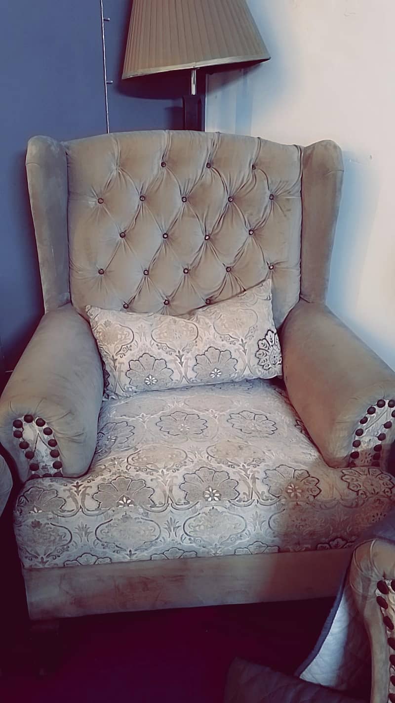 7 Seater sofa 1