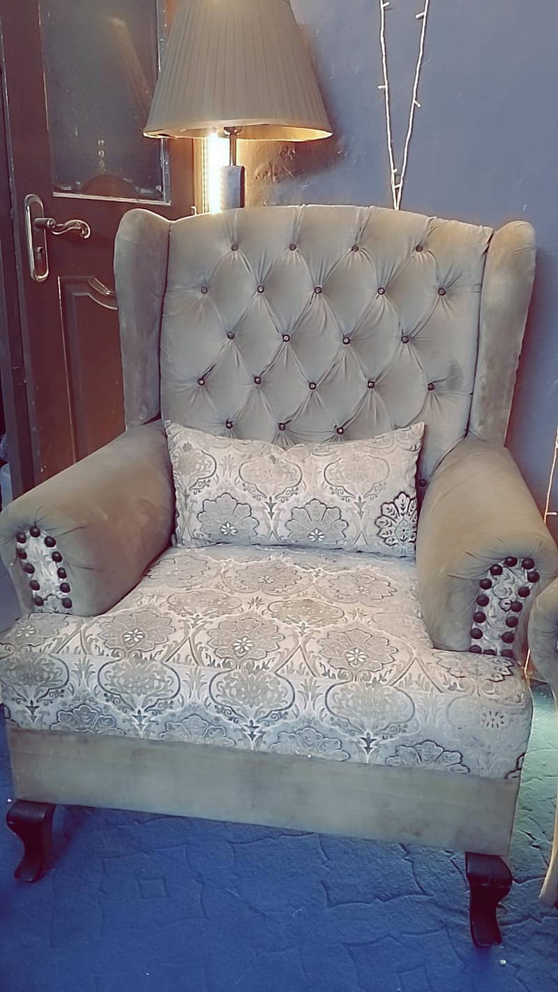 7 Seater sofa 2