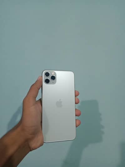 Iphone 11 pro max water pack All ok