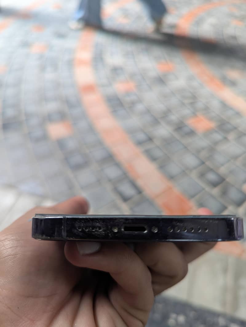 Apple iPhone 14 Pro Max 1