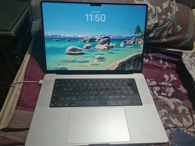 Macbook M1 pro 4