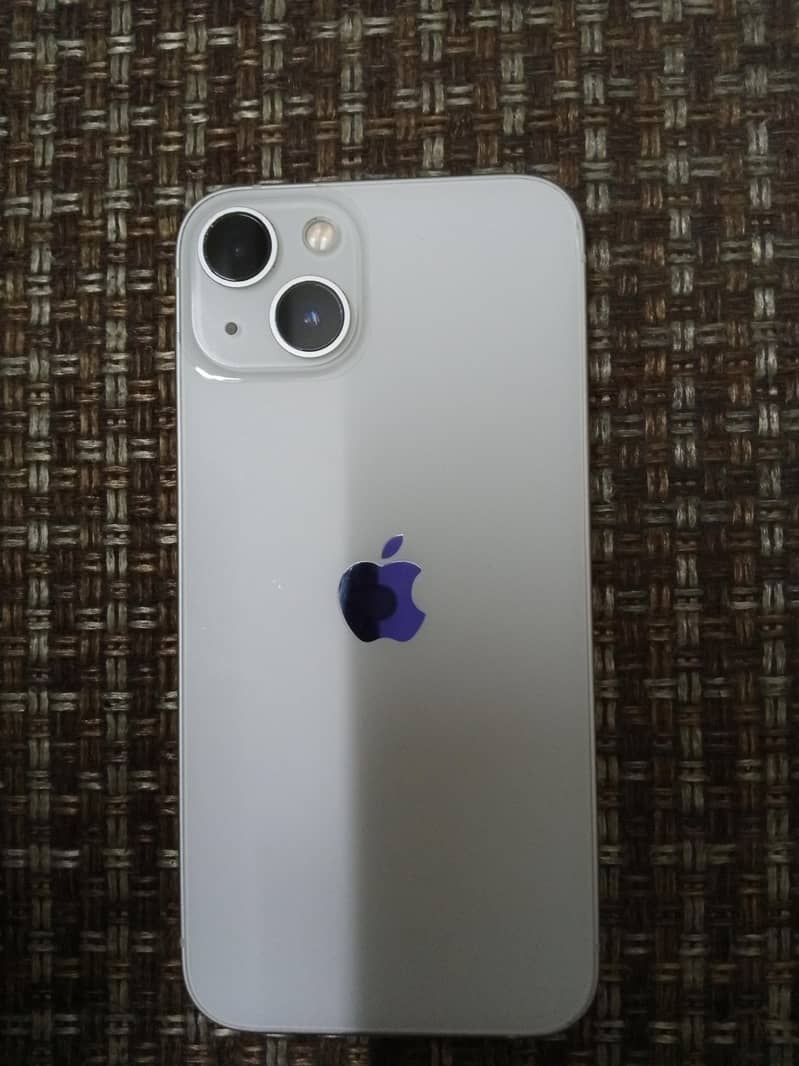 Apple iPhone 13 5