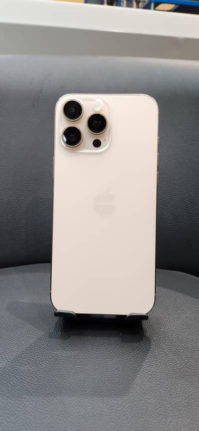 Apple iPhone 16 Pro Max