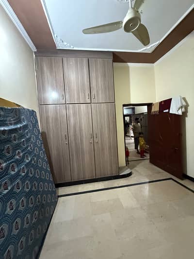 5 Marla first Floor Available For Rent