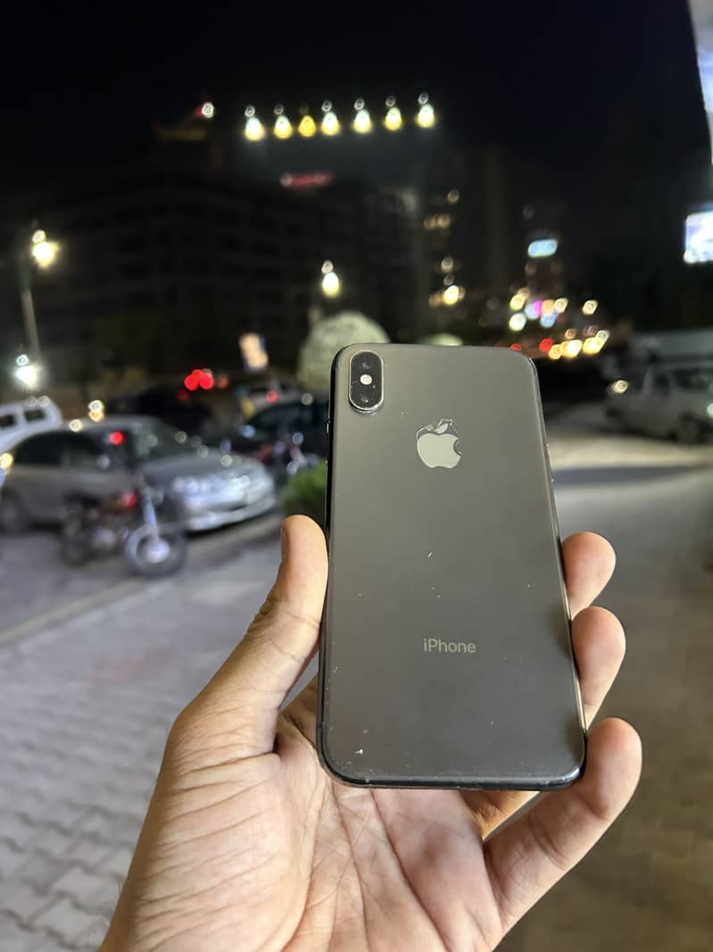 Apple iPhone XS 0