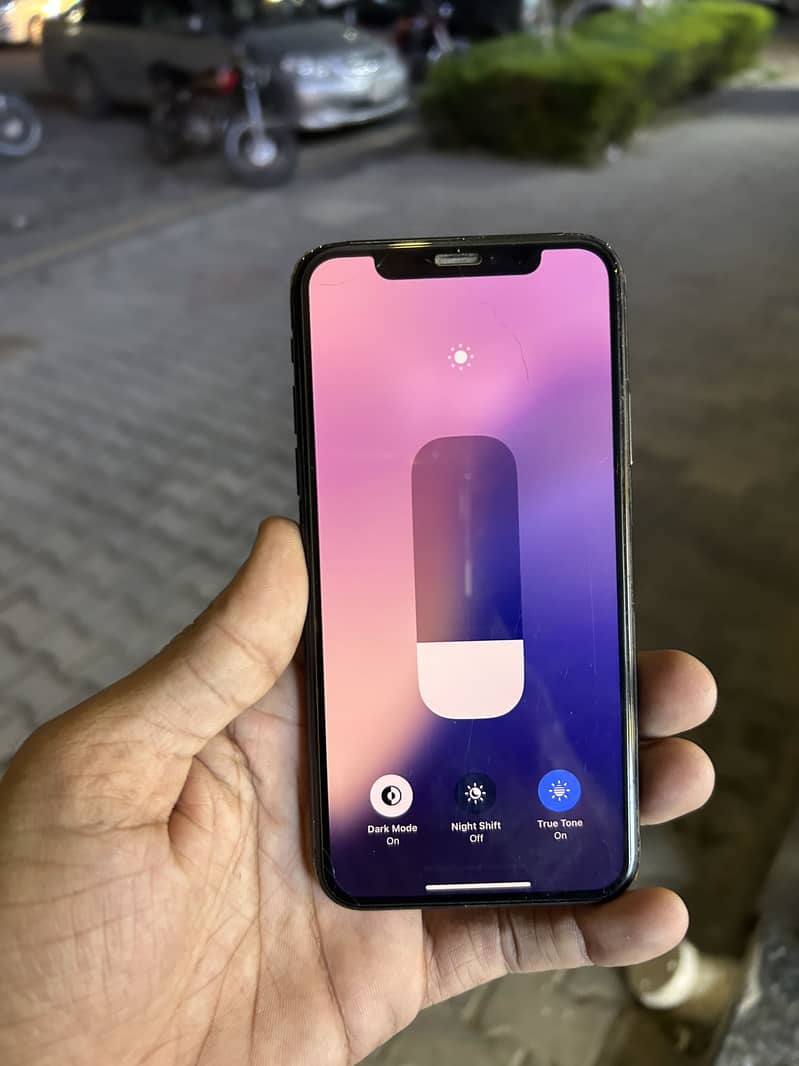 Apple iPhone XS 6