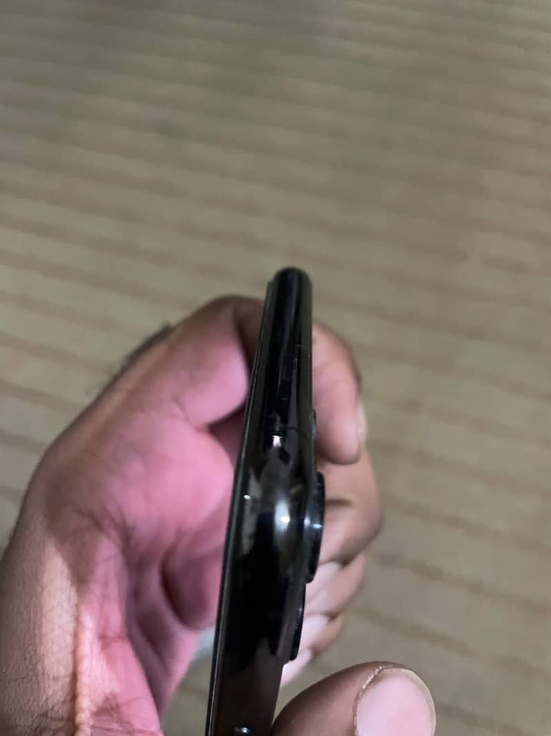 Apple iPhone 11 Pro Max 5