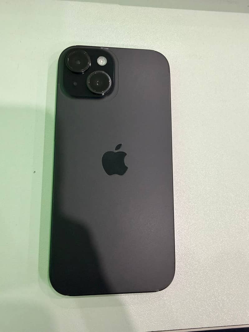 Apple iPhone 15 JV 5