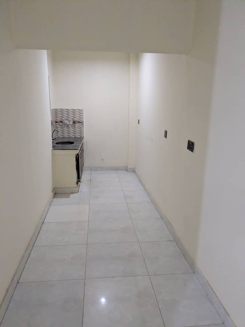 Apartment available for rent - Rooms - 1120905909
