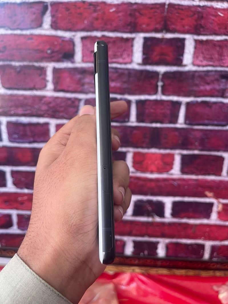 Google Pixel 6a 1