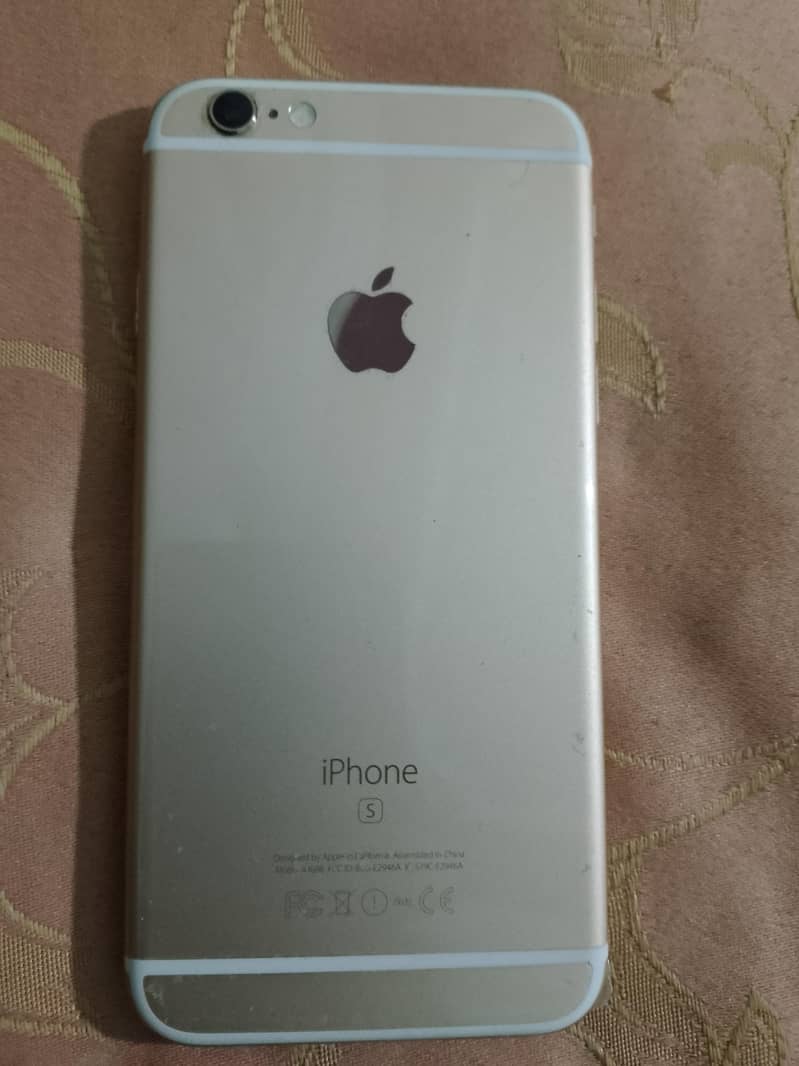 Apple iPhone 6S 3