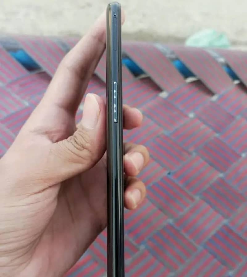 One Plus 6T 3