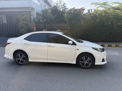 Toyota Corolla Altis 2022