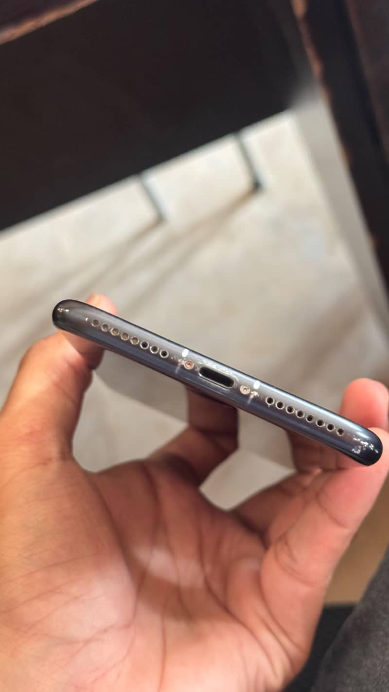 Apple iPhone 7 Plus 3