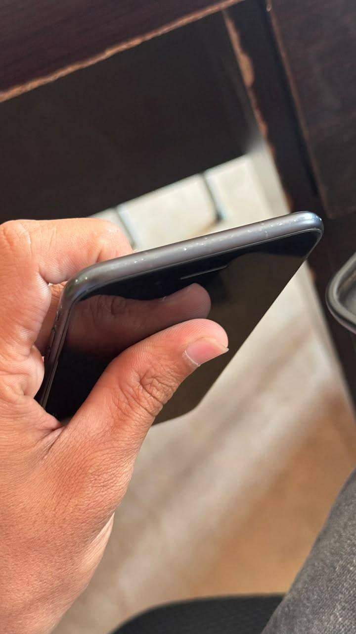 Apple iPhone 7 Plus 4