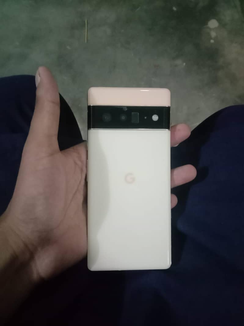 Google Pixel 6 Pro 2