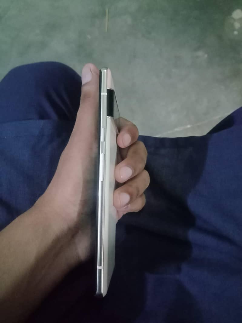 Google Pixel 6 Pro 4