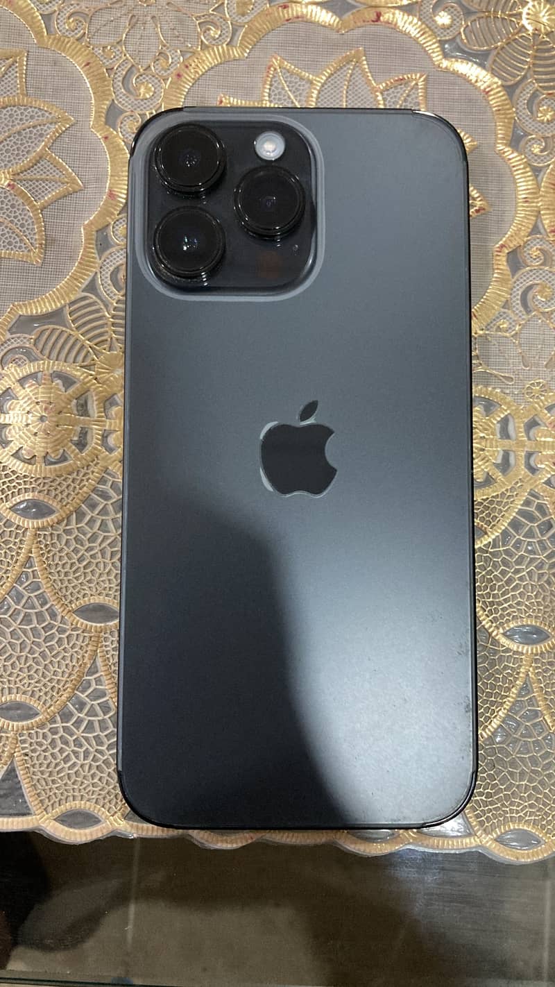 Apple iPhone 14 Pro Max 4