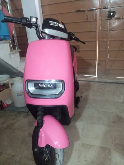 Brand New Road King Pink E-Scooty - CM Balochistan Awarded