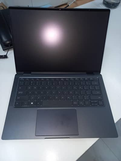 Dell Latitude 9430 core i7 12th Genration