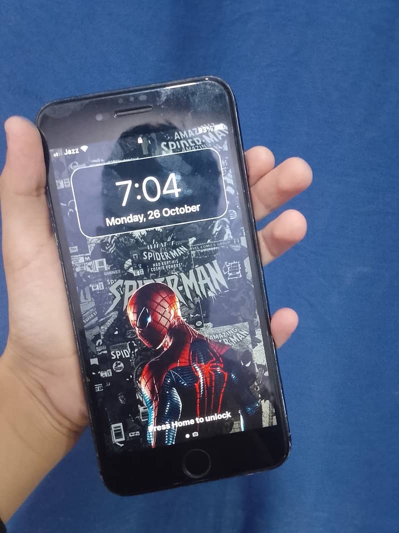 Apple iPhone 7 Plus 1