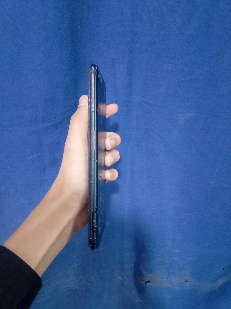 Apple iPhone 7 Plus 4
