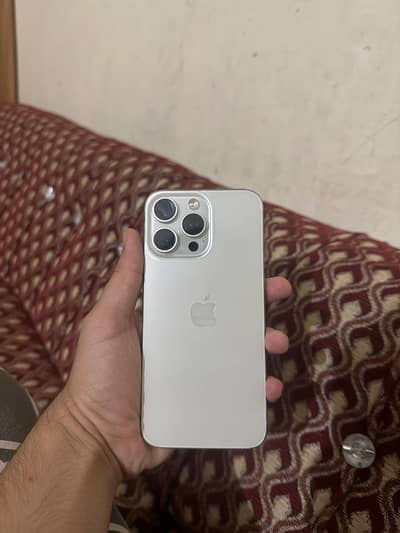 Apple iPhone 15 Pro Max