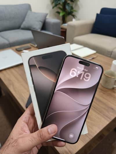 iPhone 16 Pro Max