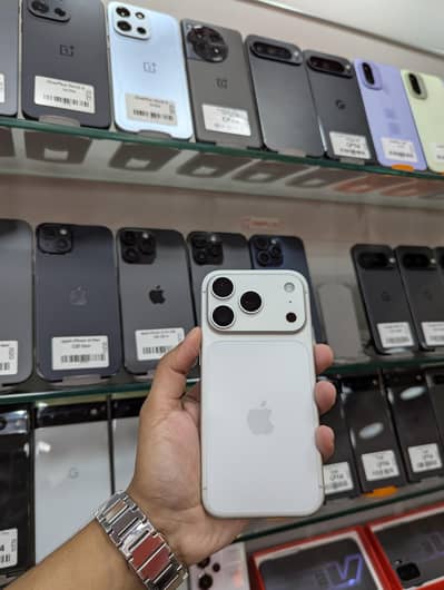 Apple iPhone 17 Pro 256 GB Non Pta Complete Box