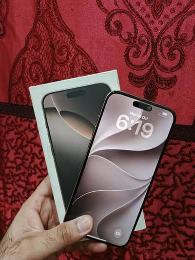 Apple iPhone 16 Pro Max