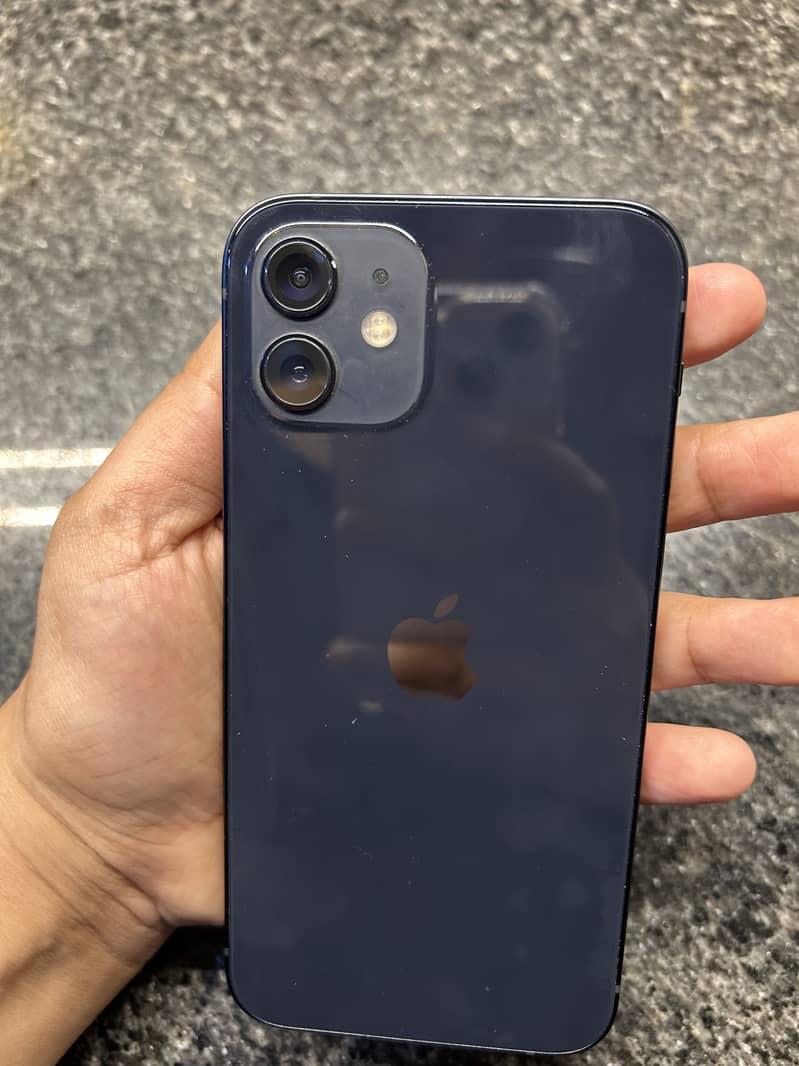 Apple iPhone 12 9