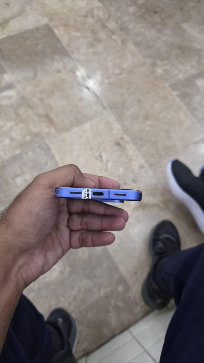 Google Pixel 10 - Mobile Phones - 1120906516
