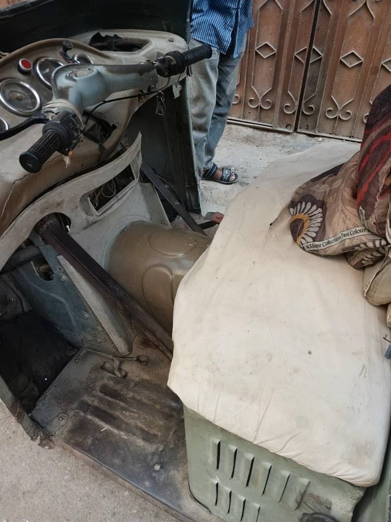 Rozgar Rickshaw For Sale - Rickshaw & Chingchi - 1120906527