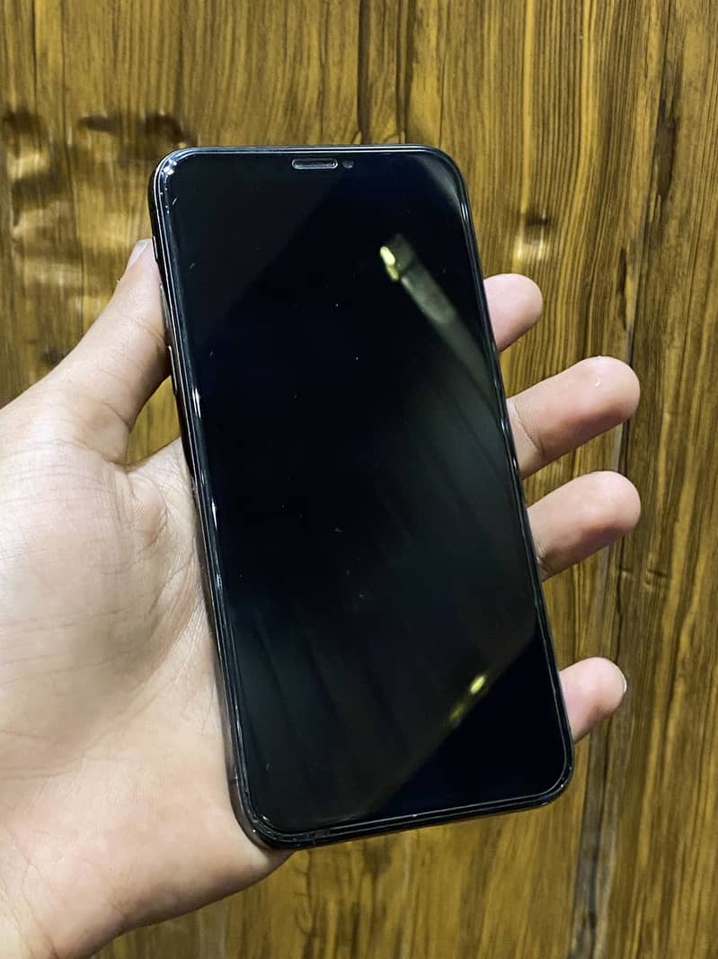 Apple iPhone X 6