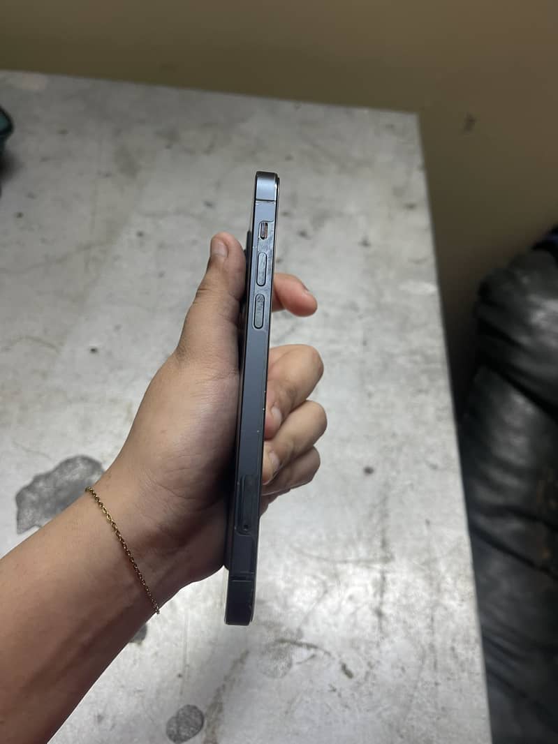 Apple iPhone 12 Pro 0