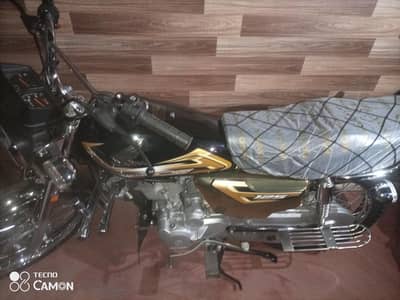 125 Honda self start Golden addition