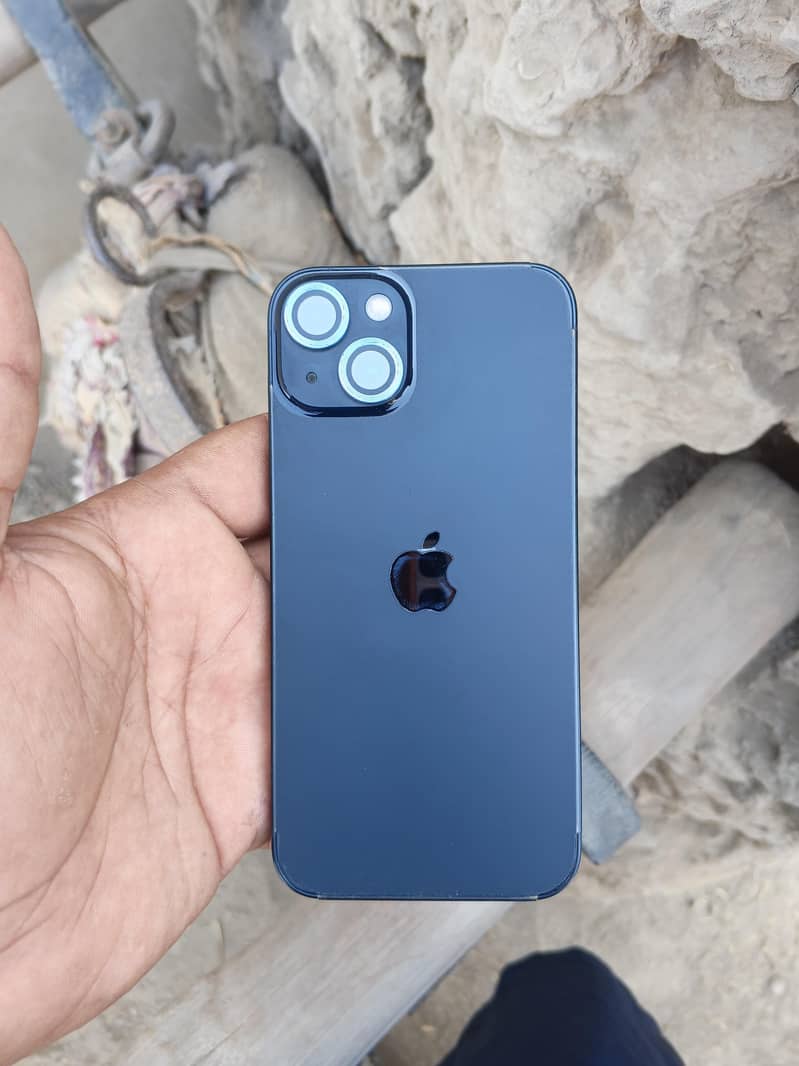 Apple iPhone 13 3
