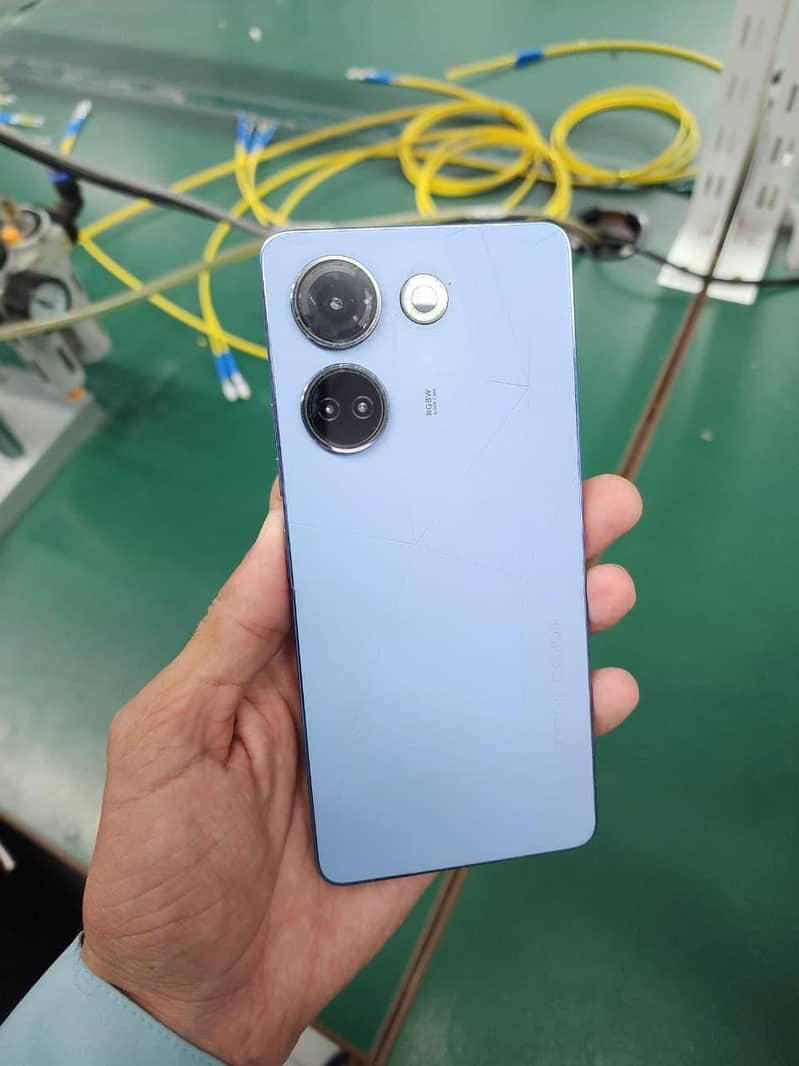 Tecno CAMON 20 1